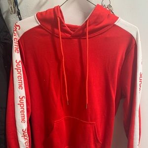 Supreme Hoodie (Size M - Unisex)